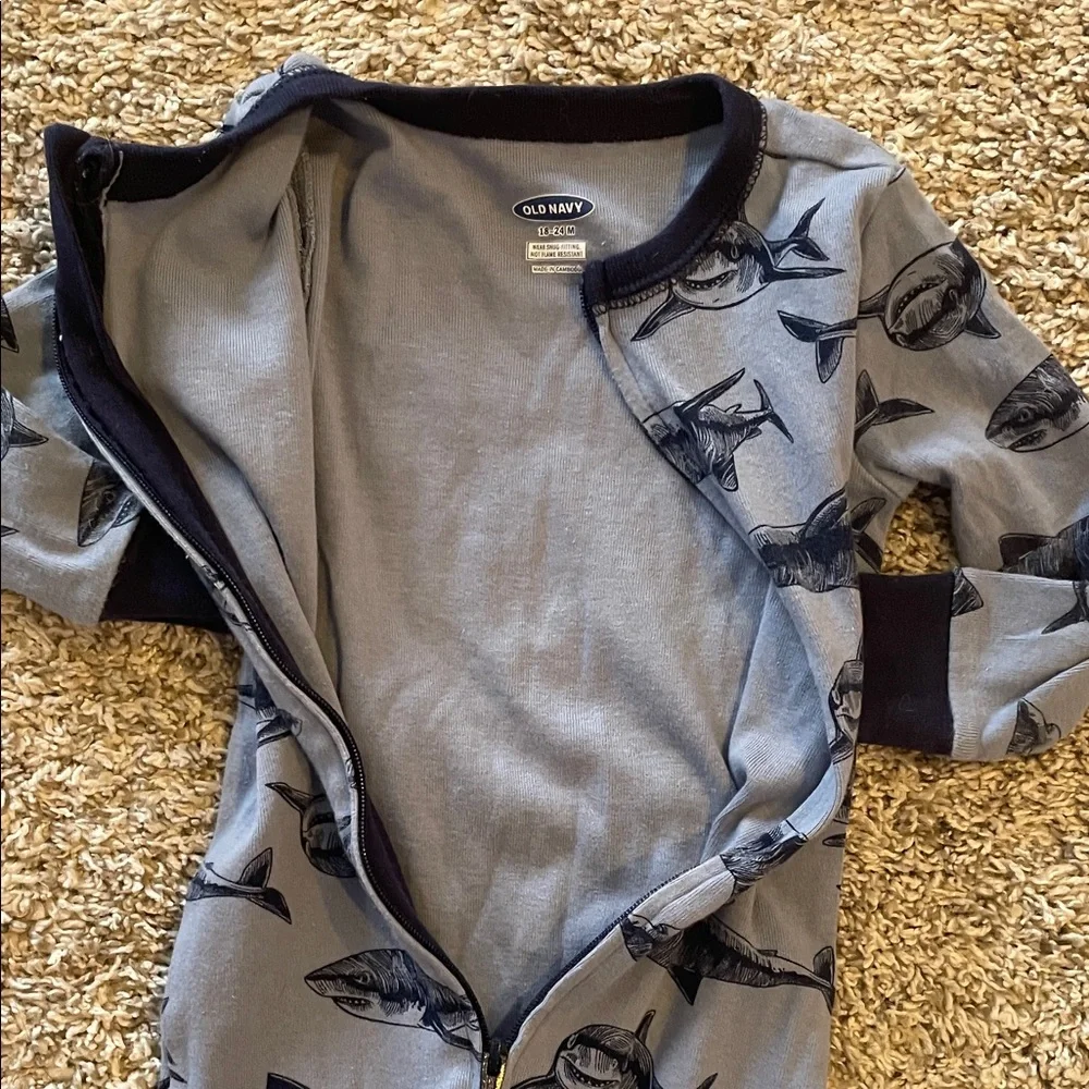 Old Navy Sleeper One Piece Size 18-24 Months